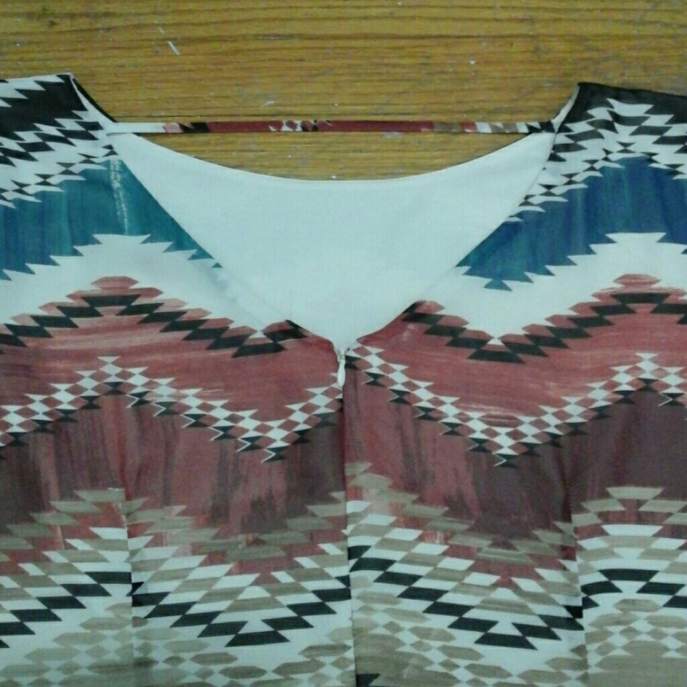 Dress - Picture 2 of 3